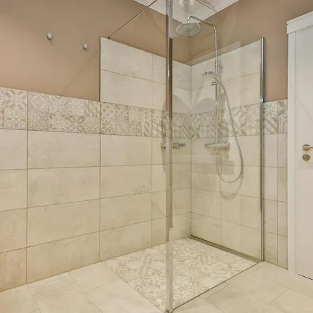 Logierhaus Jonna Whg 12 *